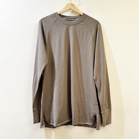 Fear Of God Essentials Men's Long Sleeve Tee Plain Shirt Size M Gray - Picture 1 of 9
